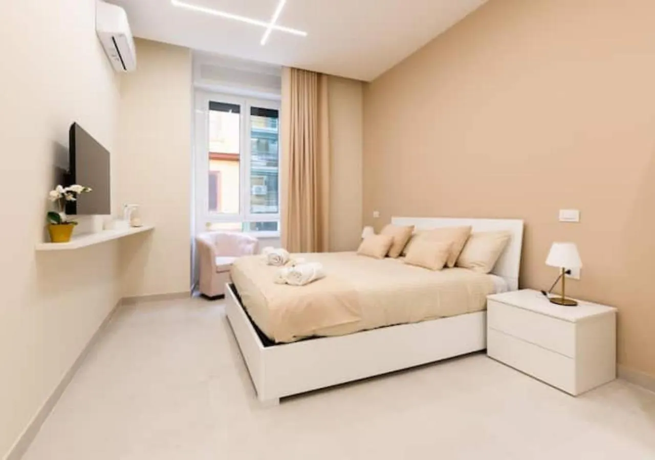 Luxury Home Neapol