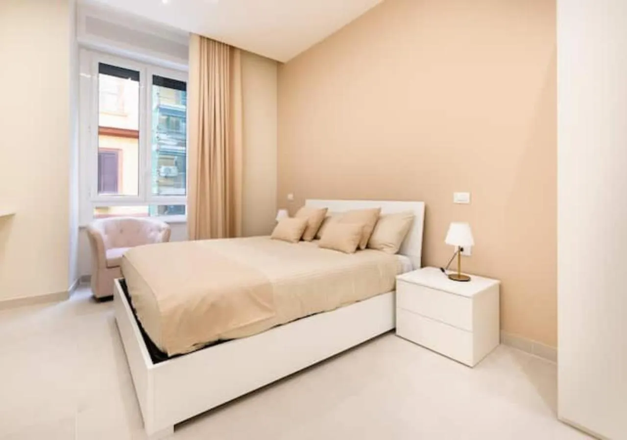 Luxury Home Neapol